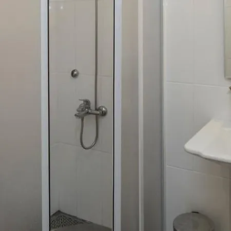 Hotel Nergis İçmeler